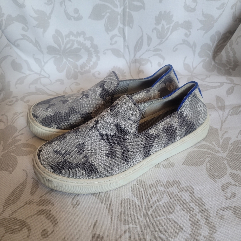 Kids Rothy's Gray Camouflage Slip On Sneakers Size 2